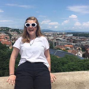 Meet your Posher, Hailee